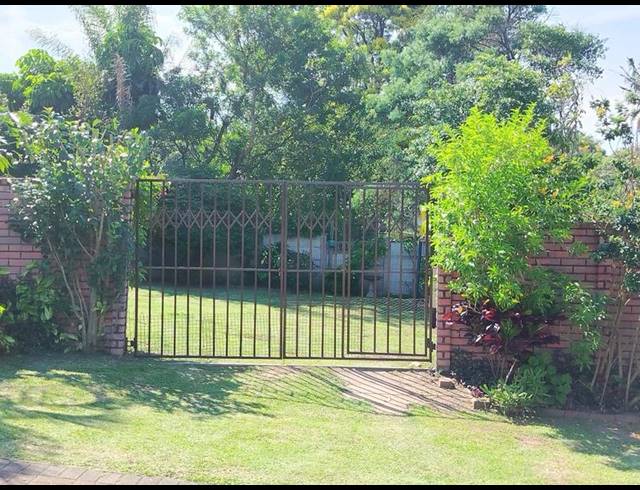 3 BEDROOM HOUSE FOR SALE IN ASHLEY